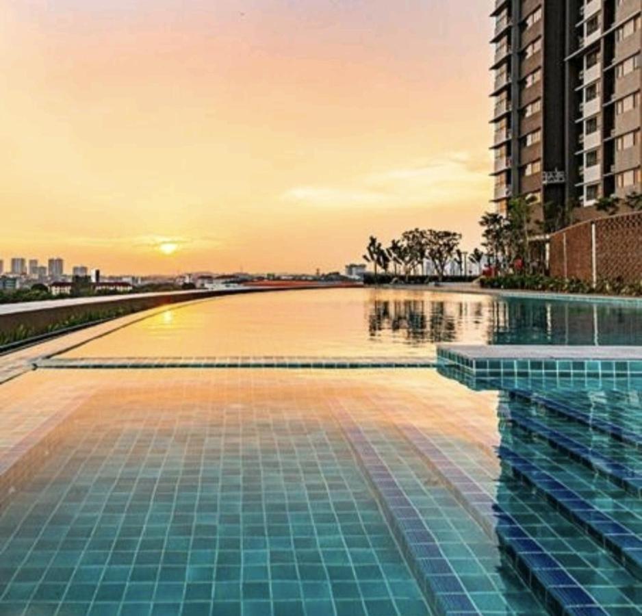 Te Amo Gandaria Bangi Pool View Netflix Full Aircond Apartment Bandar Baru Bangi Exterior photo